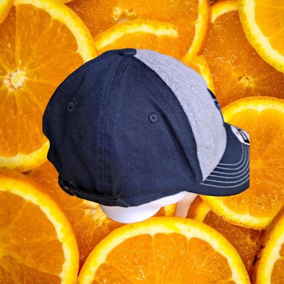 New York Yankees Gray and Blue Fan Favorite Adjustable Hat - Picture 4 of 6